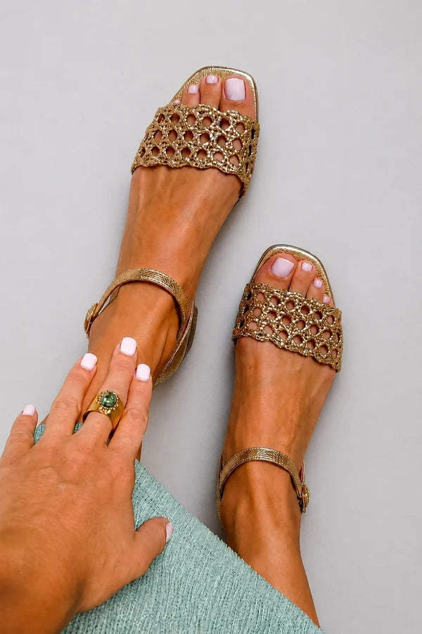 AURORA | SANDALIAS DORADAS PARA VERANO