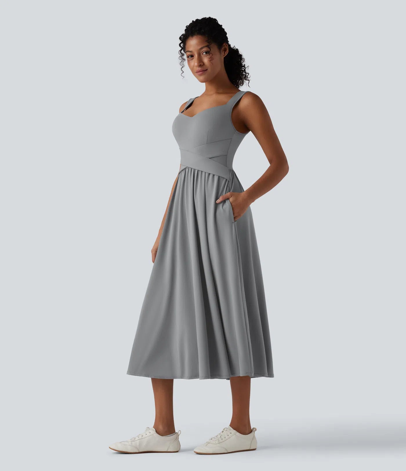 CLOE | VESTIDO DE CORTE CRUZADO INFORMAL