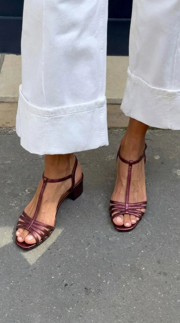 ALLEGRA | SANDALIAS DORADAS PARA LA ELEGANCIA COTIDIANA