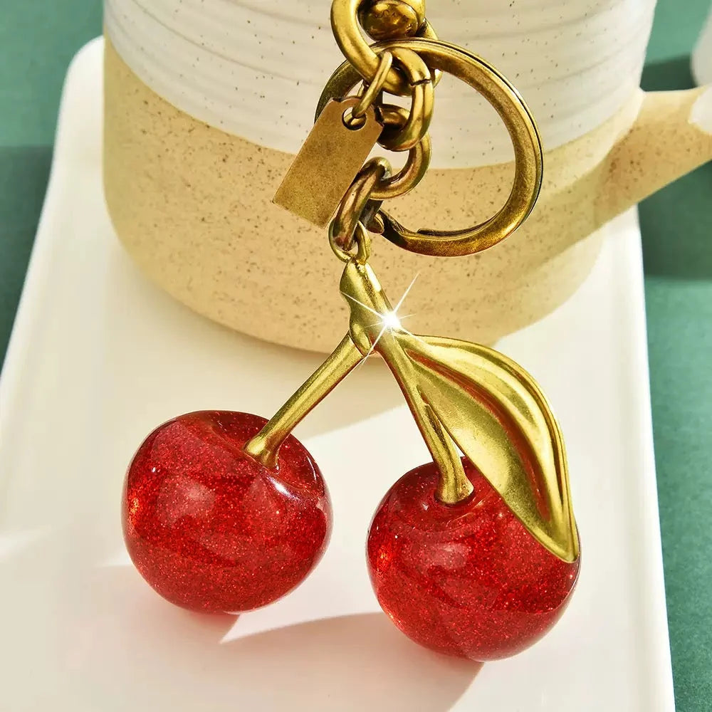CHARM DE CEREZA PARA BOLSO