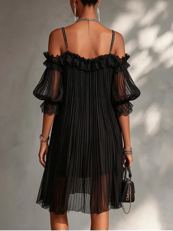 LYA | VESTIDO DE ENCAJE NEGRO CON MANGAS ABULLONADAS